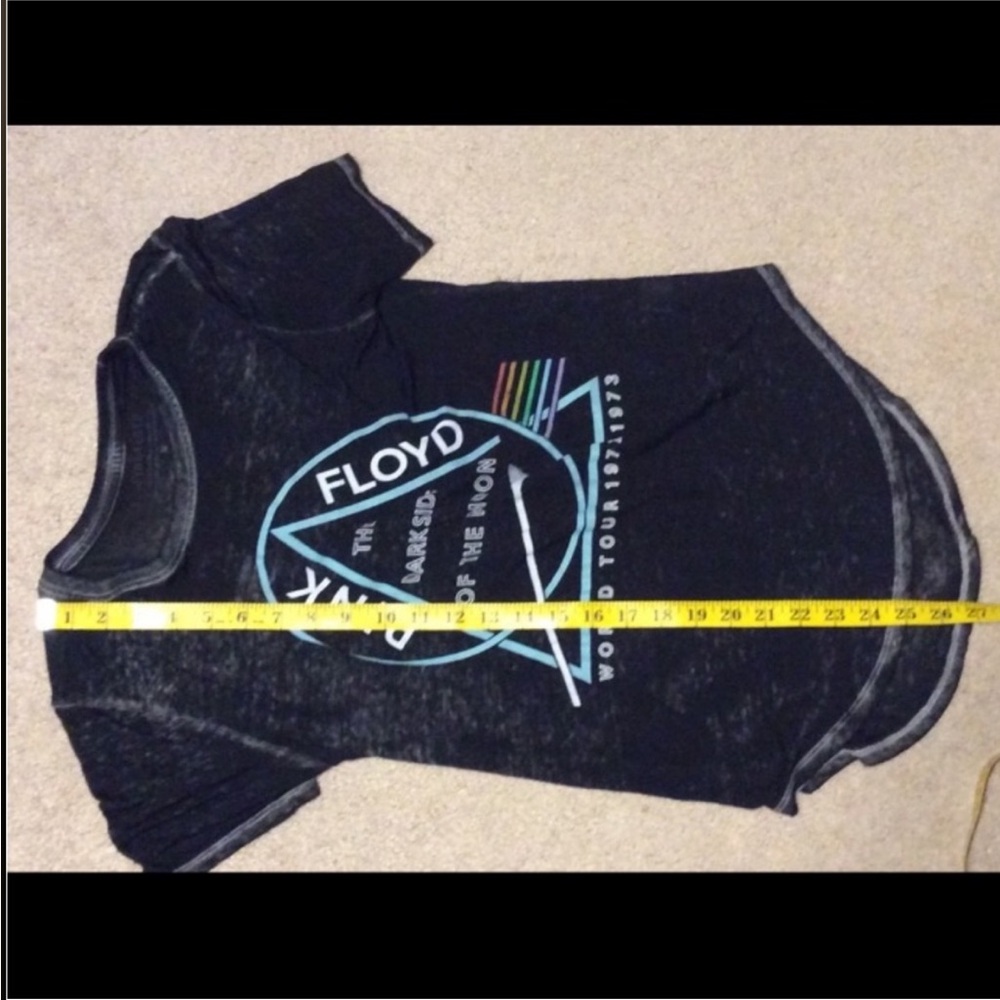 PINK FLOYD Dark Side Of The Moon Graphic Tee Tour T-SHIRT Size MEDIUM - Picture 7 of 10